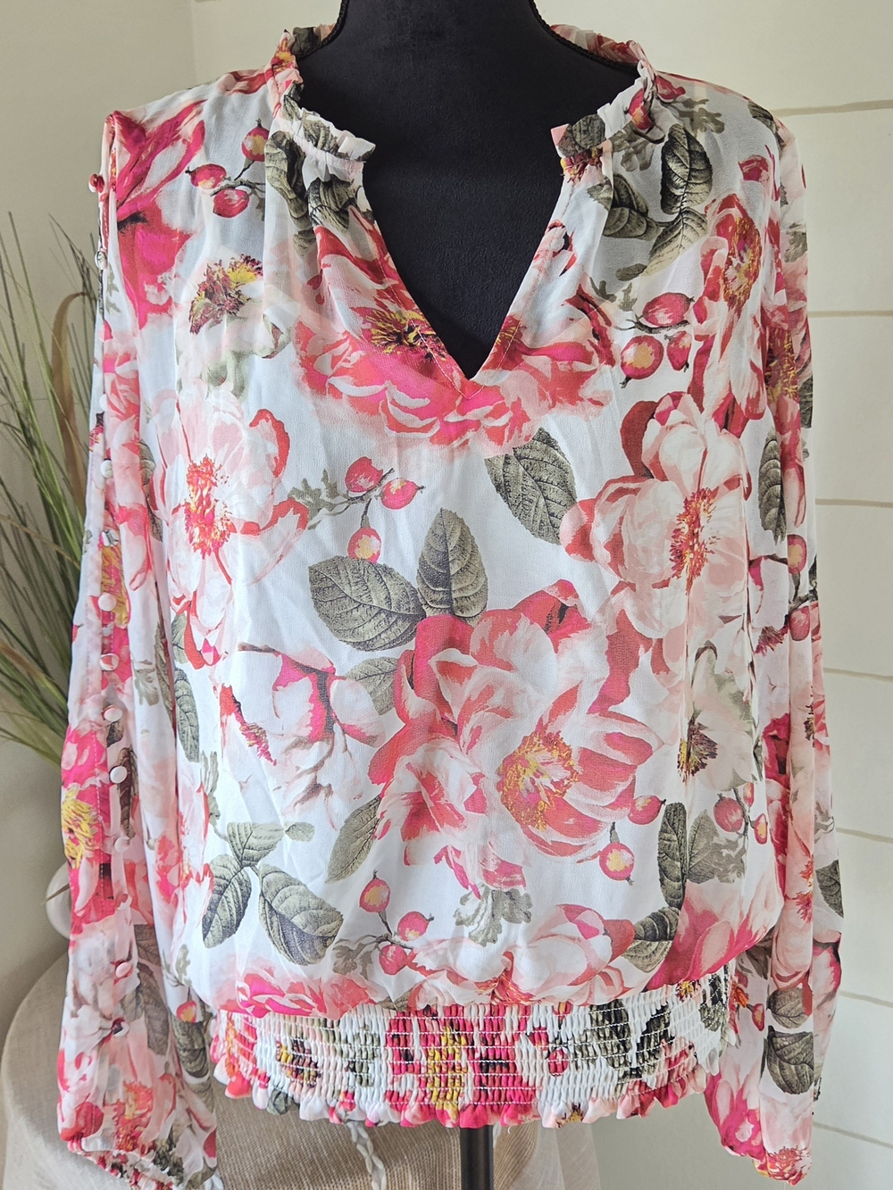 WHBM L White House Black Market Sheer Floral Chiffon Boho Elastic Hem Top Shirt
